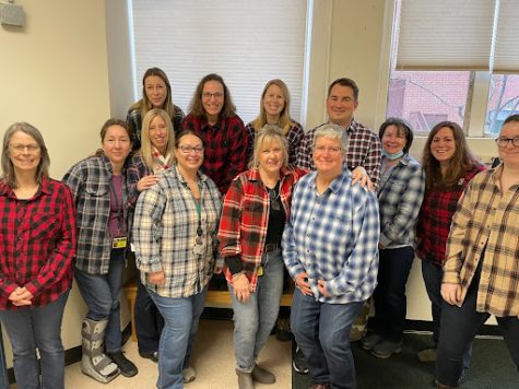 Some ESPs from BFA
Back row against the wall L-R: Tammy Bruly, Kasia Bilodeau (92), Cara Miller, Roy Sargent, Lori Ploof, Lindsey Bostwick (94) Amy Grioux
Front Row Standing L-R: Louise Fitzgerald (85), Sonya Cuteo, Deb King (90), Jessica Wilson, Brenda Calano (75), Laura Shail
Photo credit: Reilly Babinski