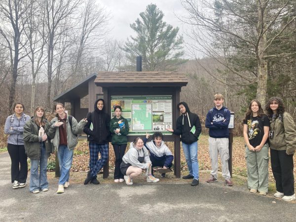 BFA Students Go Down the “Road Not Taken” as They Explore Robert Frost’s Legacy